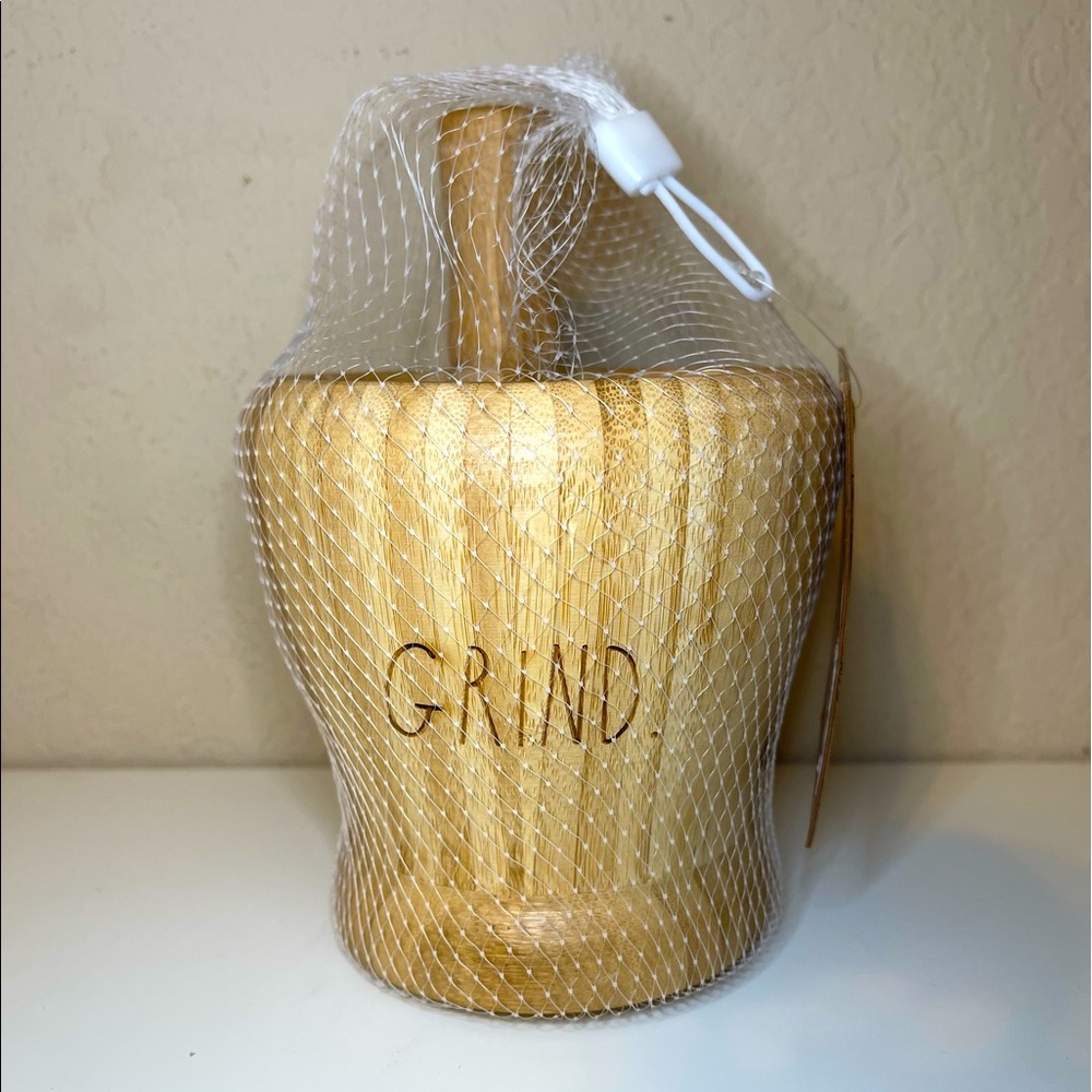 NWT Rae Dunn GRIND Mortar and Pestle Set